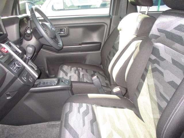 熊本インターより光の森経由菊陽町にじの森近くの高速沿い　または植木インターより北バイパス経由新地団地近くの高速沿いにございます。お車に関しては当店「トミタマイカー」までグー見たとお気軽にご相談下さい！