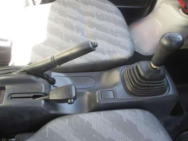 キャリイトラック ダンプ 5速MT 4WD ダンプ エアコン パワステ 車検8年2月 走行56,000キロ(11枚目)