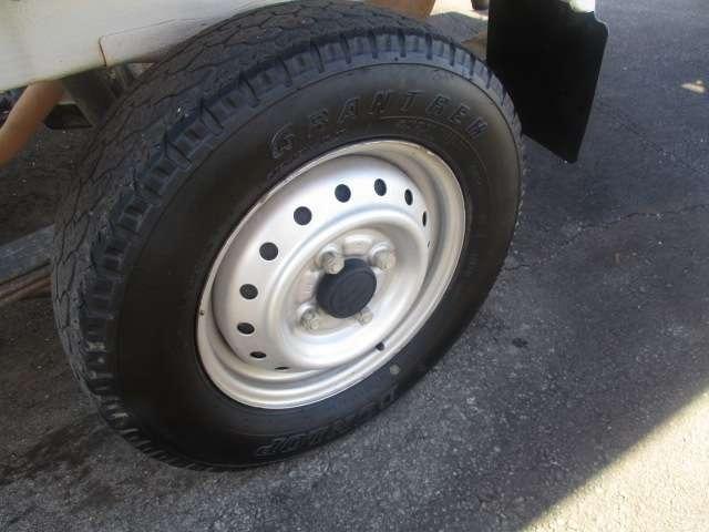 キャリイトラック ダンプ 5速MT 4WD ダンプ エアコン パワステ 車検8年2月 走行56,000キロ(21枚目)