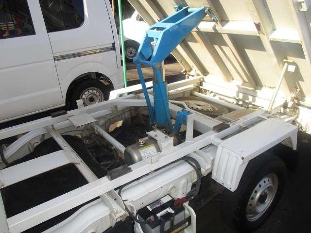 キャリイトラック ダンプ 5速MT 4WD ダンプ エアコン パワステ 車検8年2月 走行56,000キロ(26枚目)