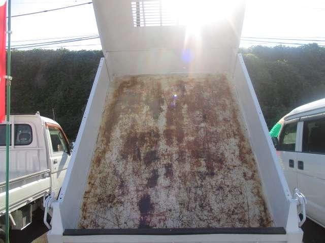 キャリイトラック ダンプ 5速MT 4WD ダンプ エアコン パワステ 車検8年2月 走行56,000キロ(30枚目)