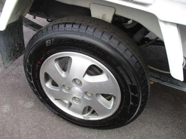 ハイゼットトラック ジャンボ　オートマ　４ＷＤ　エアバッグ　エアコン　パワステ　集中ドアロック　ナビテレビ　ＣＤ　アルミ　タイミングベルト交換済み（22枚目）