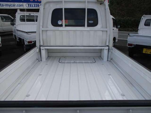 ハイゼットトラック ジャンボ　オートマ　４ＷＤ　エアバッグ　エアコン　パワステ　集中ドアロック　ナビテレビ　ＣＤ　アルミ　タイミングベルト交換済み（34枚目）