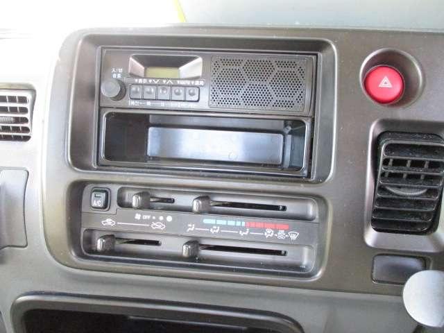 ハイゼットトラック エアコン・パワステ　スペシャル　５速ＭＴ　エアコン　パワステ　２ＷＤ（12枚目）