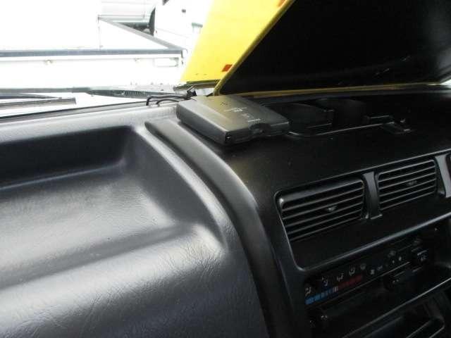 ハイゼットトラック ジャンボ　５速ＭＴ　４ＷＤ　エアコン　パワステ（32枚目）