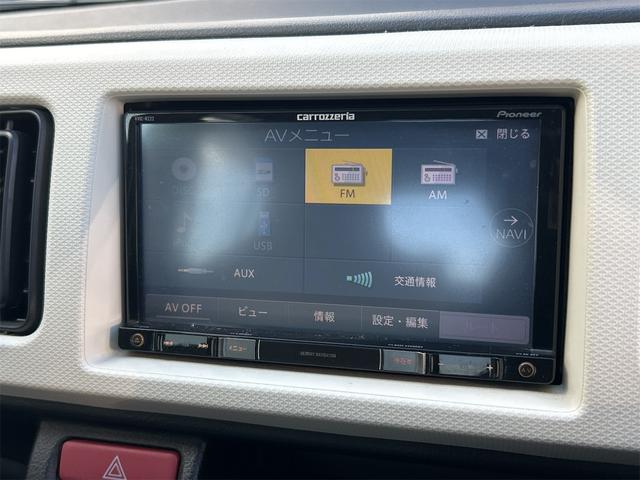 アルト Ｓ　ＥＴＣ　ナビ　キーレスエントリー　アイドリングストップ　電動格納ミラー　シートヒーター　ＣＶＴ　盗難防止システム　ＡＢＳ　ＥＳＣ　ＣＤ　ＵＳＢ　ミュージックプレイヤー接続可　衝突安全ボディ　エアコン（5枚目）