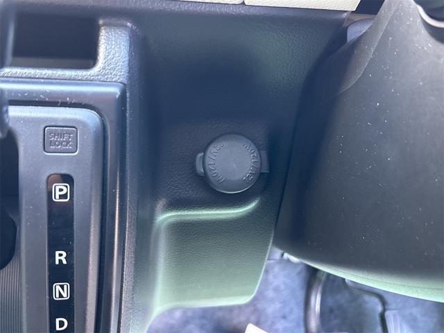 アルト Ｓ　ＥＴＣ　ナビ　キーレスエントリー　アイドリングストップ　電動格納ミラー　シートヒーター　ＣＶＴ　盗難防止システム　ＡＢＳ　ＥＳＣ　ＣＤ　ＵＳＢ　ミュージックプレイヤー接続可　衝突安全ボディ　エアコン（35枚目）