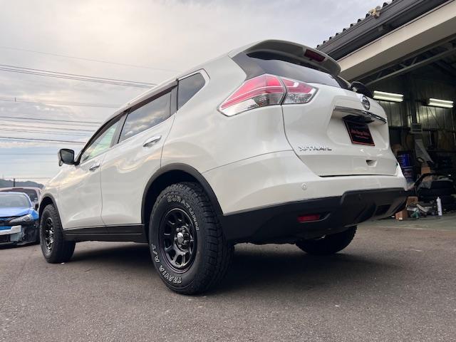 エクストレイル 20X エマージェンシーブレーキパッケージ 新品16インチホイール&タイヤ・シートカバー・純正ナビ・バックカメラ・ETC・スマートキー・シートヒーター・コーナーセンサー・ドライブレコーダー・7人乗り(9枚目)