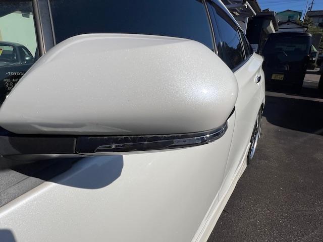 プリウス Ｓ　社外エアロ・新品ダウンサス・ＷＯＲＫ１８インチアルミ・ナビ・バックカメラ・ＥＴＣ・スマートキー（16枚目）