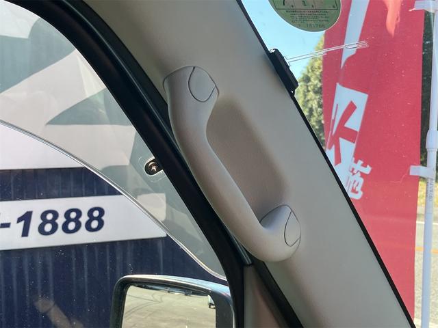 ご覧いただきありがとうございます♪気になったお車がありましたらお気軽にお電話をください♪