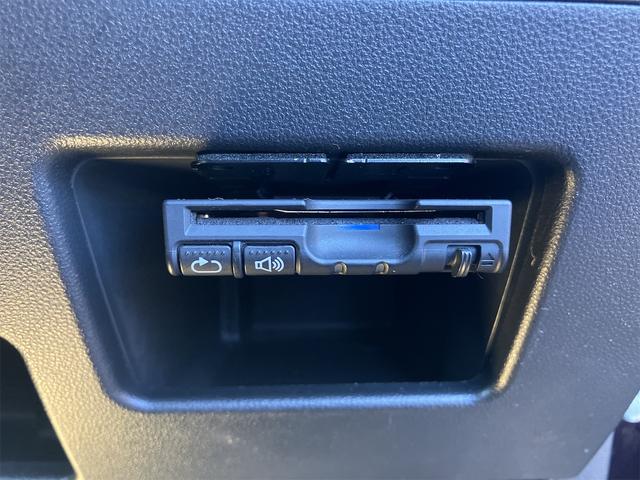 タント カスタムＸ　ＳＡ　ＥＴＣ　バックカメラ　両側電動スライドドア　ナビ　ＴＶ　衝突被害軽減システム　ＬＥＤヘッドランプ　スマートキー　アイドリングストップ　電動格納ミラー　ベンチシート　ＣＶＴ　盗難防止システム　ＡＢＳ（10枚目）