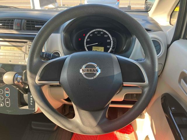 デイズ Ｘ　全周囲カメラ　スマートキー　アイドリングストップ　電動格納ミラー　ベンチシート　ＣＶＴ　盗難防止システム　ＡＢＳ　ＣＤ　ミュージックプレイヤー接続可　衝突安全ボディ　エアコン　パワーステアリング（3枚目）