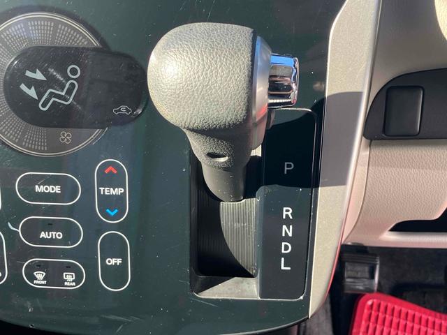 デイズ Ｘ　全周囲カメラ　スマートキー　アイドリングストップ　電動格納ミラー　ベンチシート　ＣＶＴ　盗難防止システム　ＡＢＳ　ＣＤ　ミュージックプレイヤー接続可　衝突安全ボディ　エアコン　パワーステアリング（7枚目）