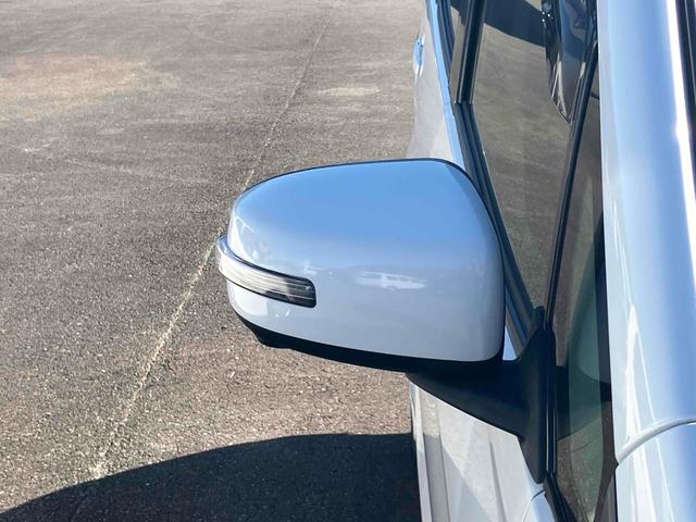 デイズ Ｘ　全周囲カメラ　スマートキー　アイドリングストップ　電動格納ミラー　ベンチシート　ＣＶＴ　盗難防止システム　ＡＢＳ　ＣＤ　ミュージックプレイヤー接続可　衝突安全ボディ　エアコン　パワーステアリング（25枚目）