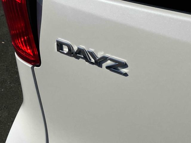 デイズ Ｘ　全周囲カメラ　スマートキー　アイドリングストップ　電動格納ミラー　ベンチシート　ＣＶＴ　盗難防止システム　ＡＢＳ　ＣＤ　ミュージックプレイヤー接続可　衝突安全ボディ　エアコン　パワーステアリング（32枚目）