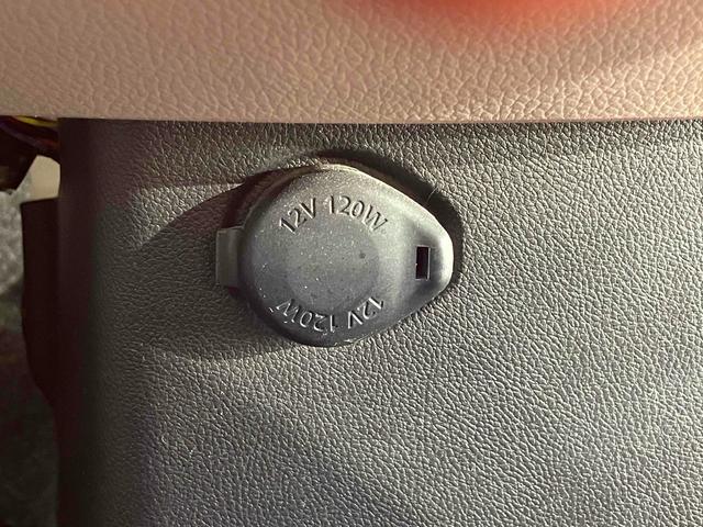 デイズ Ｘ　全周囲カメラ　スマートキー　アイドリングストップ　電動格納ミラー　ベンチシート　ＣＶＴ　盗難防止システム　ＡＢＳ　ＣＤ　ミュージックプレイヤー接続可　衝突安全ボディ　エアコン　パワーステアリング（41枚目）