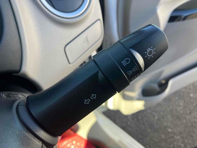 デイズ Ｘ　全周囲カメラ　スマートキー　アイドリングストップ　電動格納ミラー　ベンチシート　ＣＶＴ　盗難防止システム　ＡＢＳ　ＣＤ　ミュージックプレイヤー接続可　衝突安全ボディ　エアコン　パワーステアリング（51枚目）