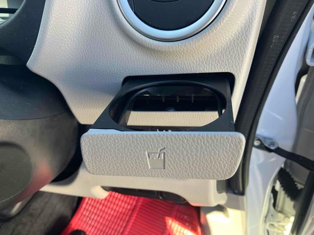 デイズ Ｘ　全周囲カメラ　スマートキー　アイドリングストップ　電動格納ミラー　ベンチシート　ＣＶＴ　盗難防止システム　ＡＢＳ　ＣＤ　ミュージックプレイヤー接続可　衝突安全ボディ　エアコン　パワーステアリング（52枚目）