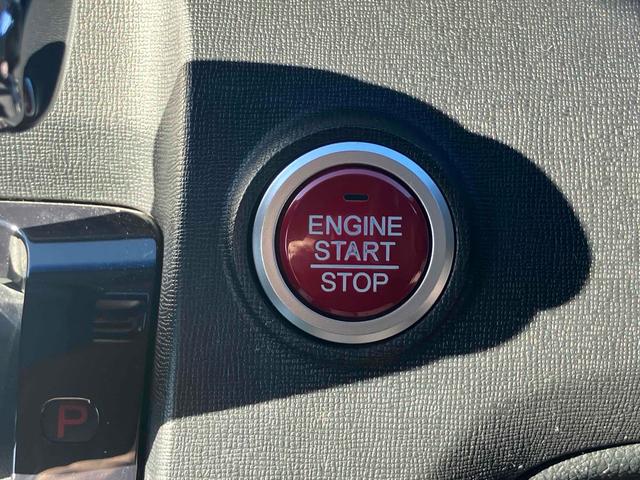 N-ONE G・Lパッケージ ETC バックカメラ ナビ TV オートライト HID スマートキー アイドリングストップ ベンチシート CVT 盗難防止システム ABS ESC CD DVD再生 USB Bluetooth(8枚目)