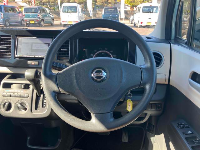 モコ Ｓ　ＥＴＣ　ナビ　キーレスエントリー　電動格納ミラー　ベンチシート　ＣＶＴ　盗難防止システム　ＡＢＳ　ＣＤ　ＵＳＢ　衝突安全ボディ　エアコン　パワーステアリング　パワーウィンドウ（3枚目）