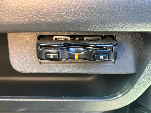 モコ Ｓ　ＥＴＣ　ナビ　キーレスエントリー　電動格納ミラー　ベンチシート　ＣＶＴ　盗難防止システム　ＡＢＳ　ＣＤ　ＵＳＢ　衝突安全ボディ　エアコン　パワーステアリング　パワーウィンドウ（9枚目）