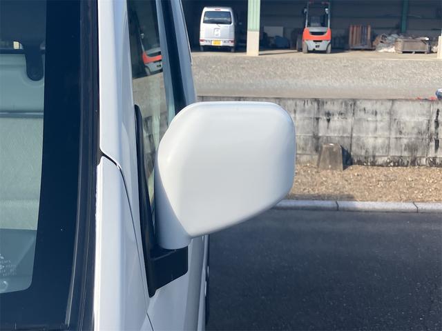 ミニキャブトラック 　４ＷＤ　軽トラック　ＭＴ　エアコン　運転席エアバッグ（7枚目）