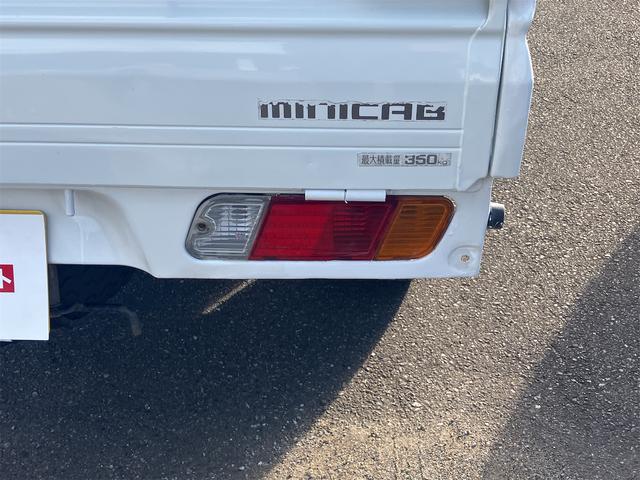 ミニキャブトラック 　４ＷＤ　軽トラック　ＭＴ　エアコン　運転席エアバッグ（22枚目）
