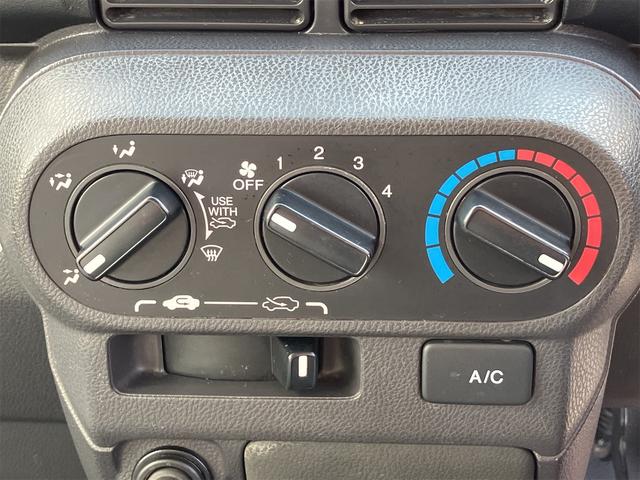 アクティトラック 　４ＷＤ　軽トラック　ＭＴ　キーレスエントリー　エアコン　パワーステアリング　パワーウィンドウ　運転席エアバッグ（4枚目）
