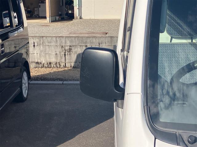 アクティトラック 　４ＷＤ　軽トラック　ＭＴ　キーレスエントリー　エアコン　パワーステアリング　パワーウィンドウ　運転席エアバッグ（24枚目）