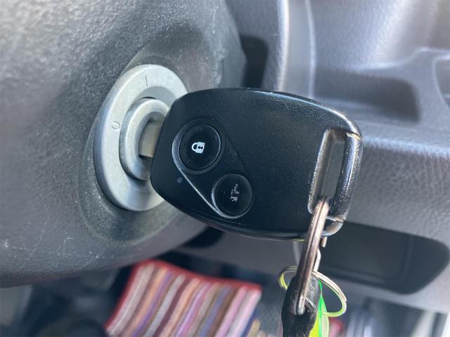 アクティトラック 　４ＷＤ　軽トラック　ＭＴ　キーレスエントリー　エアコン　パワーステアリング　パワーウィンドウ　運転席エアバッグ（60枚目）