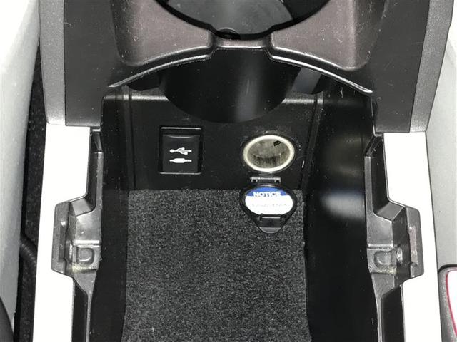 プリウスＰＨＶ Ｓ　ワンセグ　横滑り防止装置　ドラレコ　オートエアコン　バックカメラ　ナビＴＶ　ＥＴＣ　盗難防止装置　ＤＶＤ再生可能　スマートキー　ＡＢＳ　カーテンエアバッグ　パワステ　アルミホイール　エアバッグ（15枚目）