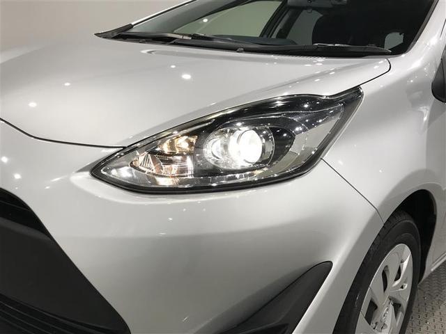 アクア S キーレスエントリ カーナビ ドラレコ付 オートエアコン デュアルエアバック ESC パワーウィンドウ AUX端子 ETC SRS パワーステアリング ABS メモリーナビ 被害軽減ブレーキ 記録簿付(26枚目)