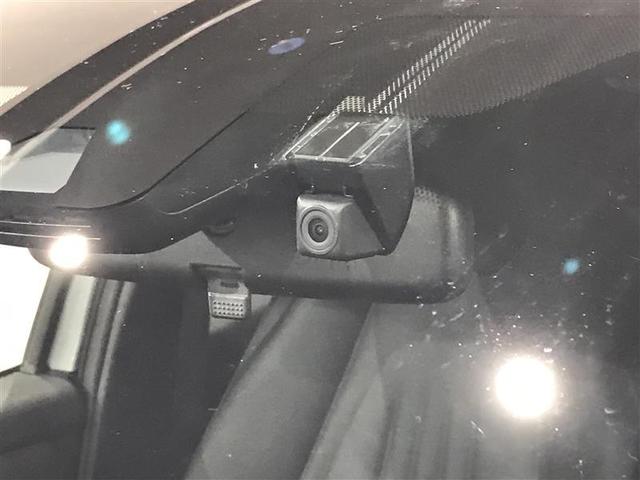 ヤリス Ｘ　被害軽減ブレーキ　Ｂカメラ　ドラレコ付　キーレスエントリー　ミュージックプレイヤー接続可　クルーズコントロール　ＥＴＣ車載器　ＥＳＣ　サイドエアバッグ　メモリーナビ　パワーステアリング　エアバック（5枚目）