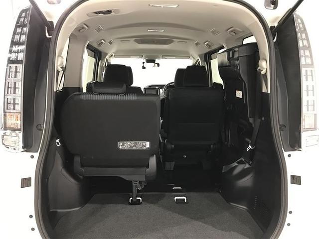 ヴォクシー ＺＳ　煌　地上デジタル　ＴＳＳ　アイドリングストップ車　パワーウィンド　横滑防止　整備記録簿　ＤＶＤ可　盗難防止装置　スマートエントリー　Ｂカメラ　ＡＵＸ　ＬＥＤヘッドライト　メモリーナビ　３列シート　ＥＴＣ（32枚目）