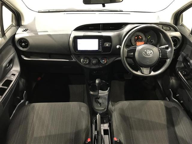 ヴィッツ F キーレスリモコン 元レンタカー バックガイドモニター デュアルエアバック 衝突軽減装置 ナビ 運転席エアバッグ イモビライザー パワーウインドウ ESC パワステ エアコン メモリナビ ABS 記録簿(2枚目)