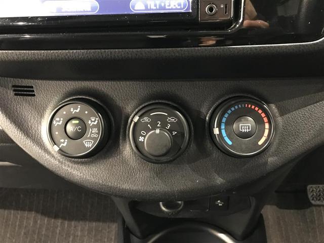 ヴィッツ F キーレスリモコン 元レンタカー バックガイドモニター デュアルエアバック 衝突軽減装置 ナビ 運転席エアバッグ イモビライザー パワーウインドウ ESC パワステ エアコン メモリナビ ABS 記録簿(16枚目)