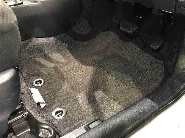 ヴィッツ F キーレスリモコン 元レンタカー バックガイドモニター デュアルエアバック 衝突軽減装置 ナビ 運転席エアバッグ イモビライザー パワーウインドウ ESC パワステ エアコン メモリナビ ABS 記録簿(21枚目)