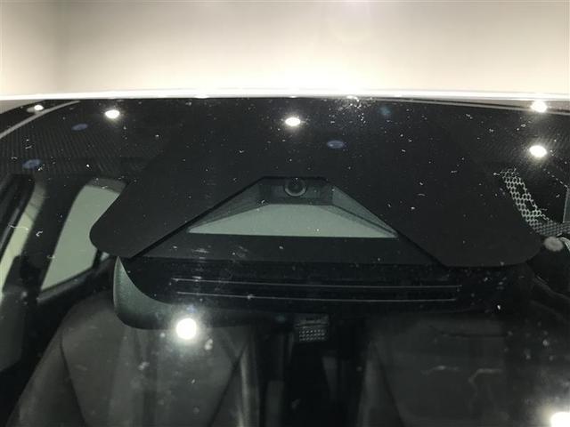 ヤリスクロス ハイブリッドZ ドライブレコーダ インテリジェントキー アルミホイル LEDライト リアカメラ クルーズコントロール 整備記録簿 横滑り防止システム ナビTV メモリーナビゲーション 電動シ-ト パワステ キーフリー(3枚目)