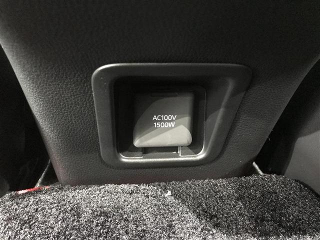 クラウンスポーツ ＲＳ　記録簿　サンルーフ　メモリーナビ　ナビＴＶ　地デジ　バックカメラ　ＥＴＣ　ミュージックプレイヤー接続可　パワーシート　クルーズコントロール　盗難防止装置　横滑り防止機能　キーレス　スマートキー（13枚目）