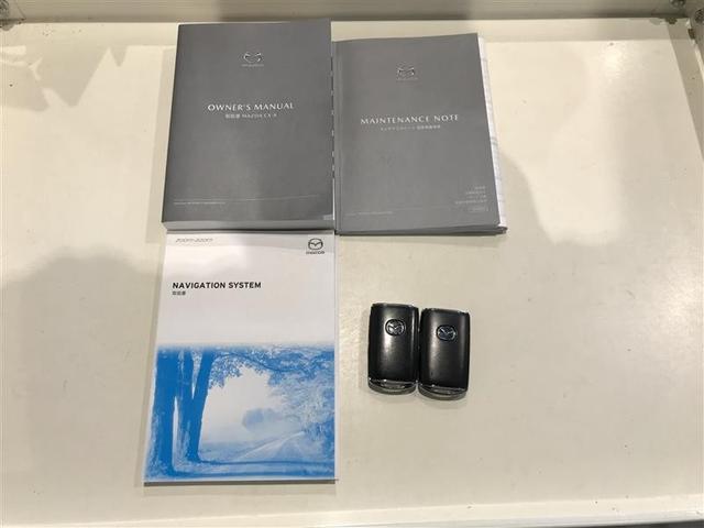 ＣＸ－８ ２５Ｓ　プロアクティブ　パワーウィンドウ　ＤＶＤ　点検記録簿　オートクルーズコントロール　ＡＢＳ　パワーシート　ＬＥＤライト　ドラレコ　バックカメラ　ＥＴＣ　助手席エアバッグ　３列シート　アイドリングストップ　インテリキー（16枚目）