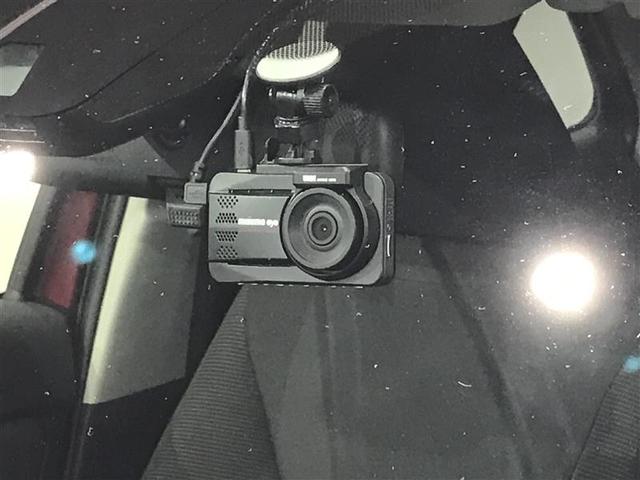 ヤリスクロス ハイブリッドＧ　ＴＳＳ　イモビライザー　バックモニタ－　記録簿有　エアコン　ナビ　インテリキー　パワーウィンド　Ｗエアバック　オートクルーズ　メディアプレイヤー接続　キーフリー　ドライブレコーダー　横滑防止装置（5枚目）