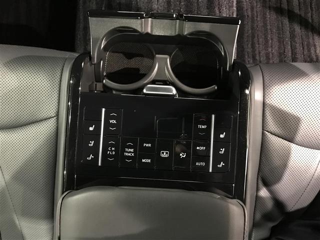 クラウンハイブリッド ＲＳアドバンス　地デジ　衝突被害軽減装置　ドライブレコーダ　ＬＥＤヘットライト　後カメラ　クルコン　ＡＣ　Ｐシート　エアバッグ　ナビＴＶ　セキュリティーアラーム　キーフリー　スマートキ　パワーウィンドウ　メモリナビ（18枚目）