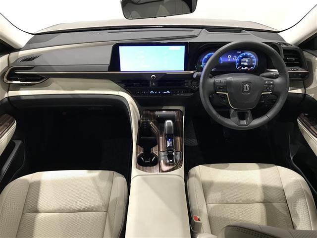 クラウンクロスオーバー Ｇアドバンスド・レザーパッケージ　ＴＳＳ　レザー　フルセグＴＶ　パワーシート　ＬＥＤヘッドライト　クルーズコントロール　Ｂカメラ　エアロ　ドライブレコーダ　オートエアコン　アルミホイル　ＥＴＣ付　横滑り防止装置　４ＷＤ　ＴＶ　ＡＢＳ（2枚目）