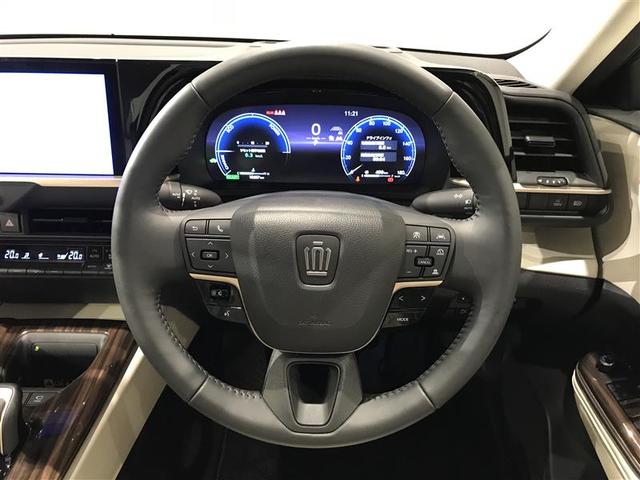 クラウンクロスオーバー Ｇアドバンスド・レザーパッケージ　ＴＳＳ　レザー　フルセグＴＶ　パワーシート　ＬＥＤヘッドライト　クルーズコントロール　Ｂカメラ　エアロ　ドライブレコーダ　オートエアコン　アルミホイル　ＥＴＣ付　横滑り防止装置　４ＷＤ　ＴＶ　ＡＢＳ（9枚目）