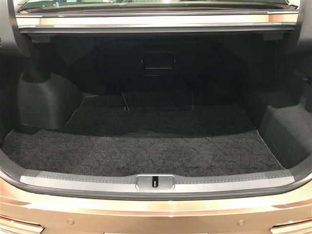 クラウンクロスオーバー Ｇアドバンスド・レザーパッケージ　ＴＳＳ　レザー　フルセグＴＶ　パワーシート　ＬＥＤヘッドライト　クルーズコントロール　Ｂカメラ　エアロ　ドライブレコーダ　オートエアコン　アルミホイル　ＥＴＣ付　横滑り防止装置　４ＷＤ　ＴＶ　ＡＢＳ（32枚目）