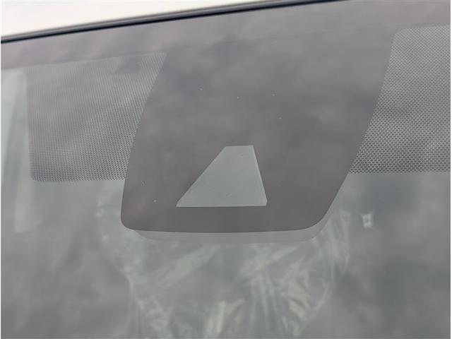 ＲＡＶ４ Ｇ　Ｂカメラ　点検記録簿　パワーウインドウ　カーテンエアバック　運転席パワーシート　イモビライザー　キーレス　ＥＴＣ付　ＬＥＤヘッドライ　クルコン　オートエアコン　横滑り防止装置　４ＷＤ車　エアバッグ（3枚目）