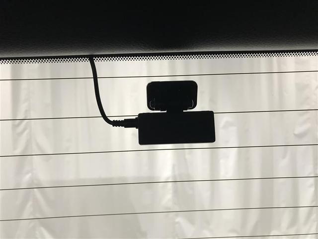 アルファード ２．５Ｓ　タイプゴールドＩＩ　ドライブレコーダ　カーナビ　ＬＥＤランプ　Ｂカメラ　スマートキ　ＡＣ１００Ｖ　盗難防止システム　ダブルエアコン　助手席エアバッグ　ＥＴＣ　ＤＶＤ　記録簿　オートクルーズ　３列シート　メモリーナビ（6枚目）