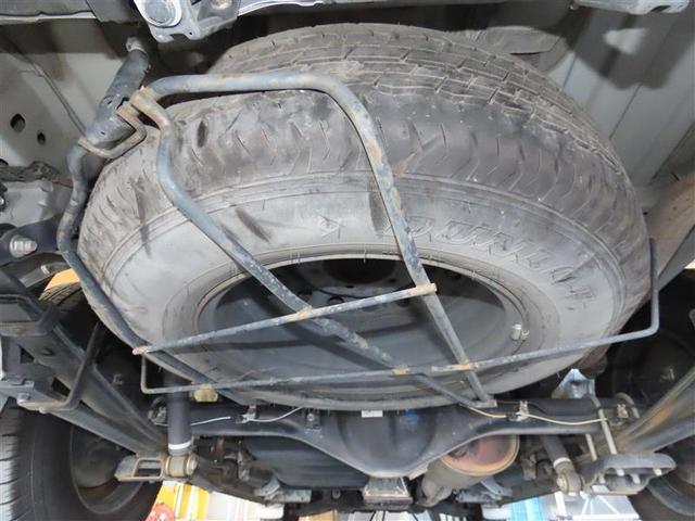 レジアスエースバン ロングスーパーＧＬ　ナビ＆ＴＶ　リアクーラー　盗難防止システム　地デジ　運転席エアバッグ　ＬＥＤヘッドランプ　キーレスリモコン　メモリーナビ　ＤＶＤ再生　エアコン　パワーウインドウ　ＥＴＣ　バックカメラ　ＡＢＳ（22枚目）