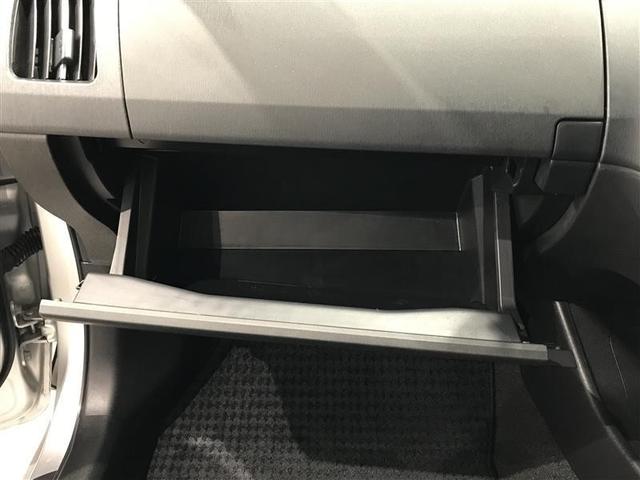 プリウス Ｓ　Ｂモニタ－　フルセグ地デジ　ＡＵＸ接続可　インテリキー　デュアルエアバック　エアＢ　イモビライザー　ドライブレコ－ダ－　ＤＶＤ再生可能　ナビＴＶ　ＡＵＴＯエアコン　横スベリ防止　アルミホイール　ＡＢＳ（18枚目）