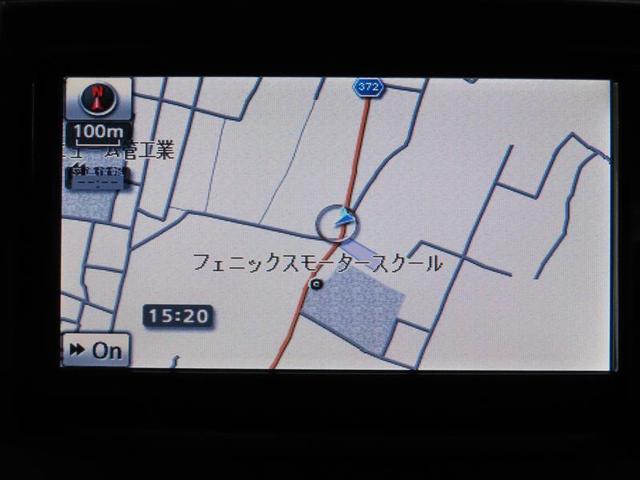ヴォクシー ZS 煌II スマートキー&プッシュスタート キーレス リアオートエアコン 盗難防止装置 パワーウィンドウ DVD再生可 エアコン TVナビ パワステ Wエアバッグ ウォークスルー ミュージックプレイヤー接続可(4枚目)